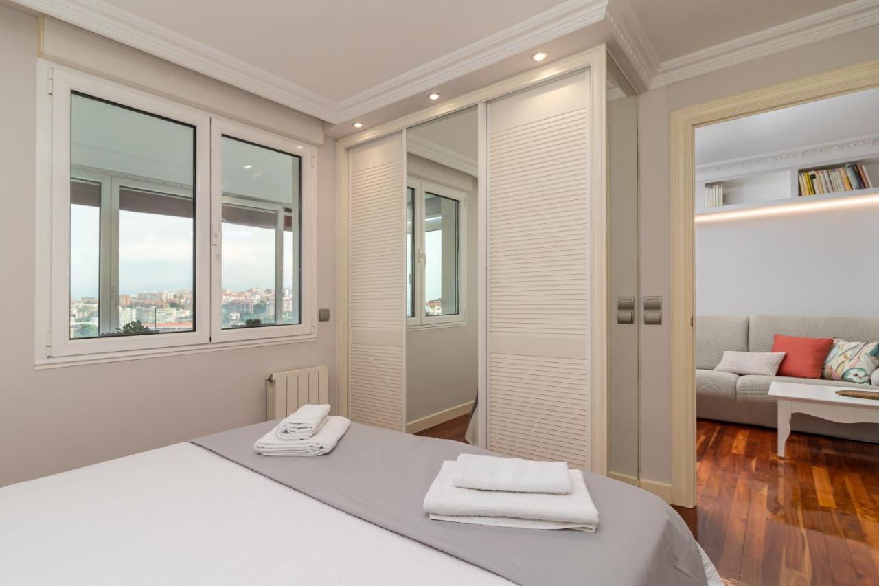 El Balcon De Charles Apartment ซานตานเดร์ ภายนอก รูปภาพ